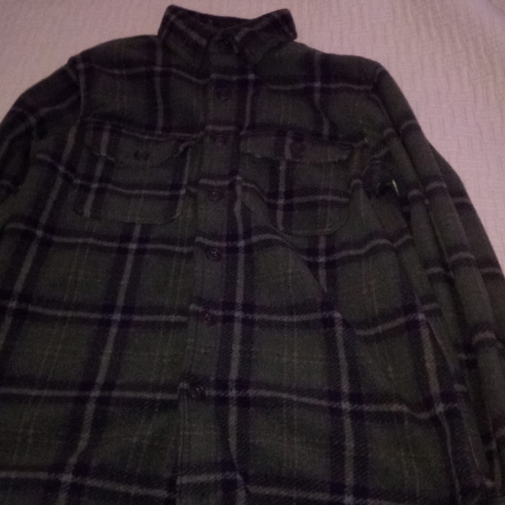Green outdoor life shirt jacket